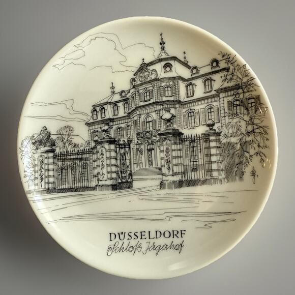 Vintage Uhlenhorst Düsseldorf Germany Landmark Plate Set of 6 Souvenir Coasters - Picture 7 of 9
